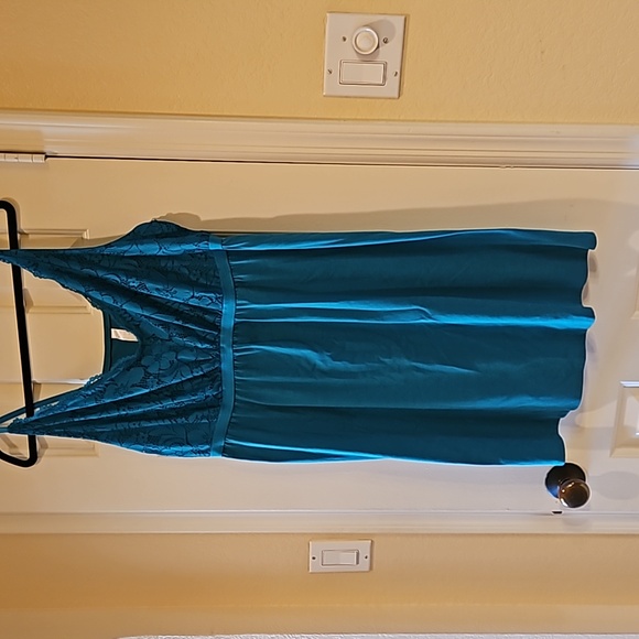 Cacique Other - Cacique Sleep Teal lace nighty Size 22/24